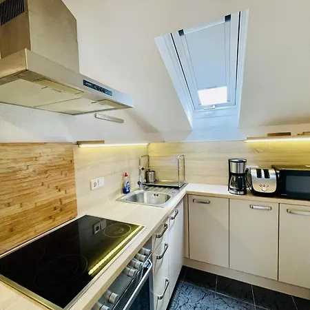 Leo מלון דירות לאונברג